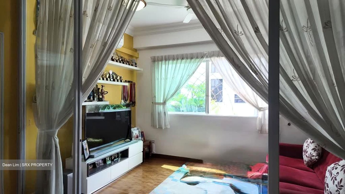 Lorong L Telok Kurau (D15), Terrace #546073411